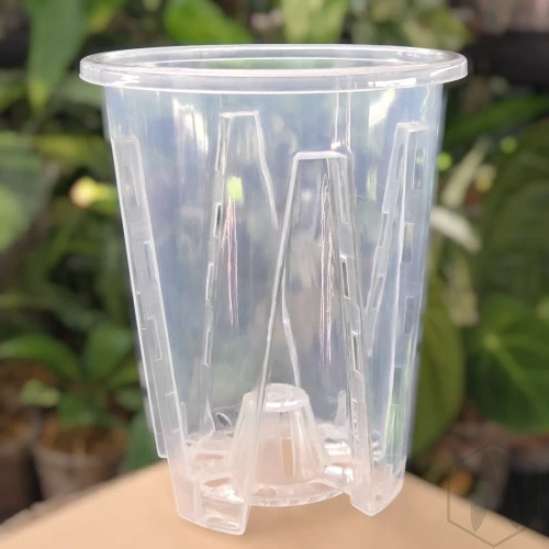 Wysoka plastikowa oddychająca doniczka 12cm v2 (1).webp
