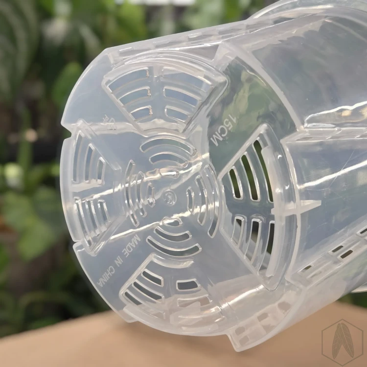 Plastikowa oddychająca doniczka 15cm (4).webp