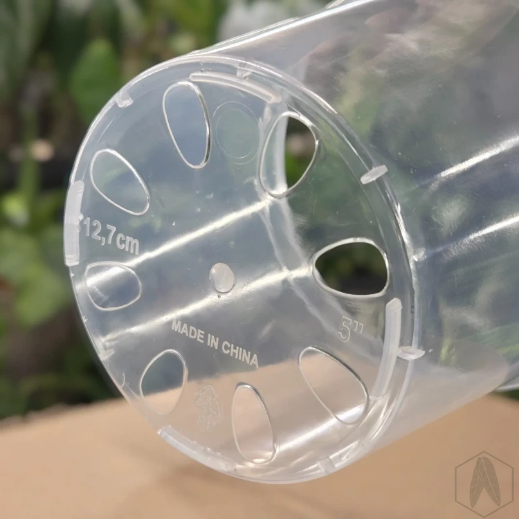 Plastikowa gruba okrągła doniczka 13cm (4).webp