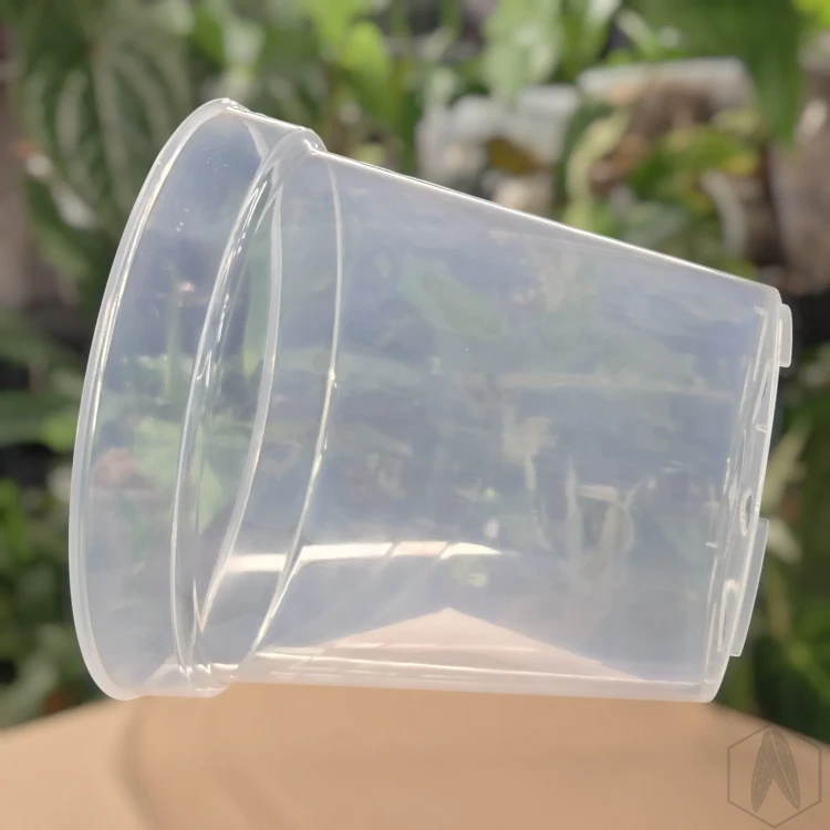Plastikowa gruba okrągła doniczka 18cm (3).webp