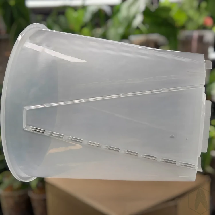Wysoka plastikowa oddychająca doniczka 28cm (3).webp