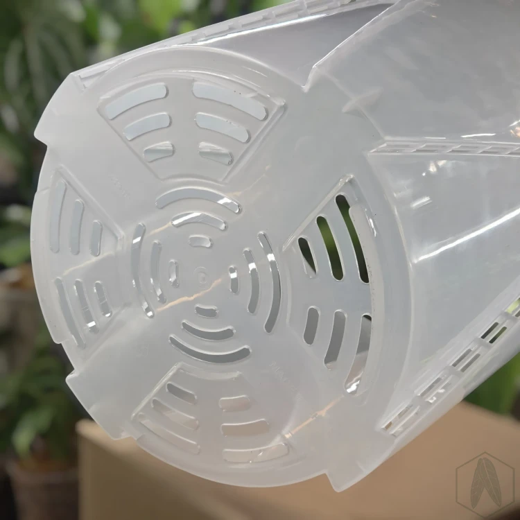 Wysoka plastikowa oddychająca doniczka 28cm (5).webp