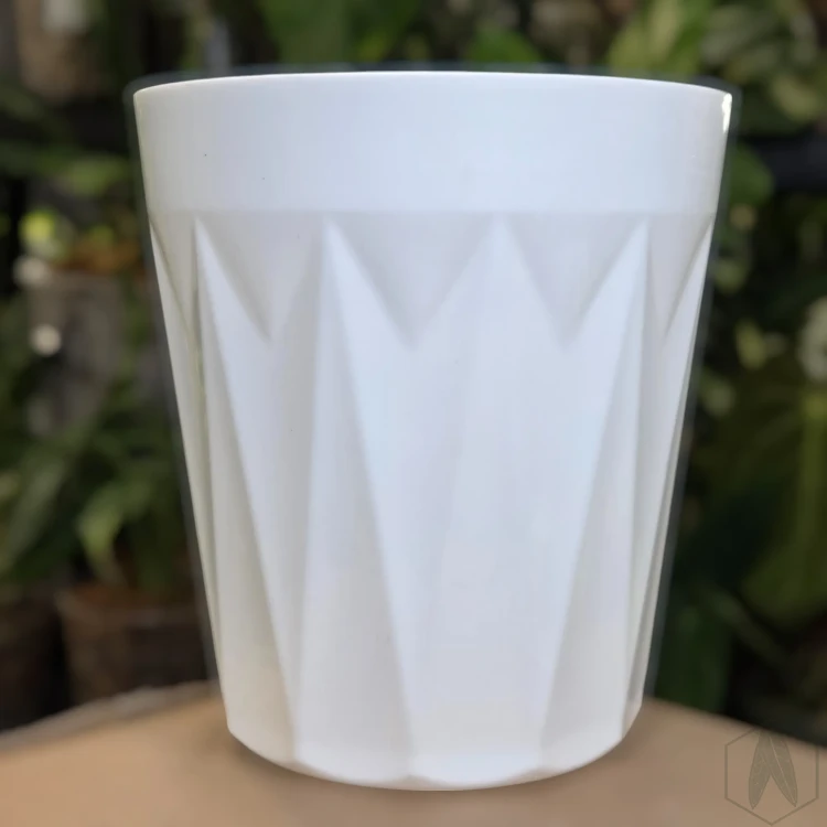 Biała geometryczna osłonka 14,5cm  (1).webp
