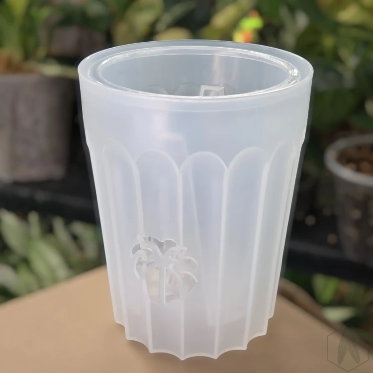 Osłonka na wysoką oddychającą doniczkę v2 12cm mleczna  (5).webp
