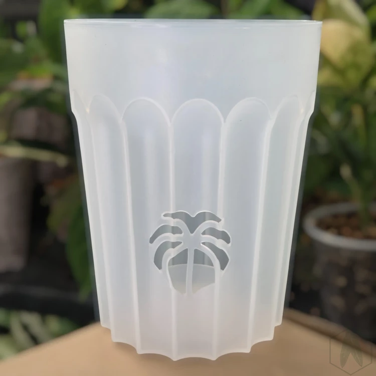 Osłonka na wysoką oddychającą doniczkę v2 14cm mleczna  (1).webp